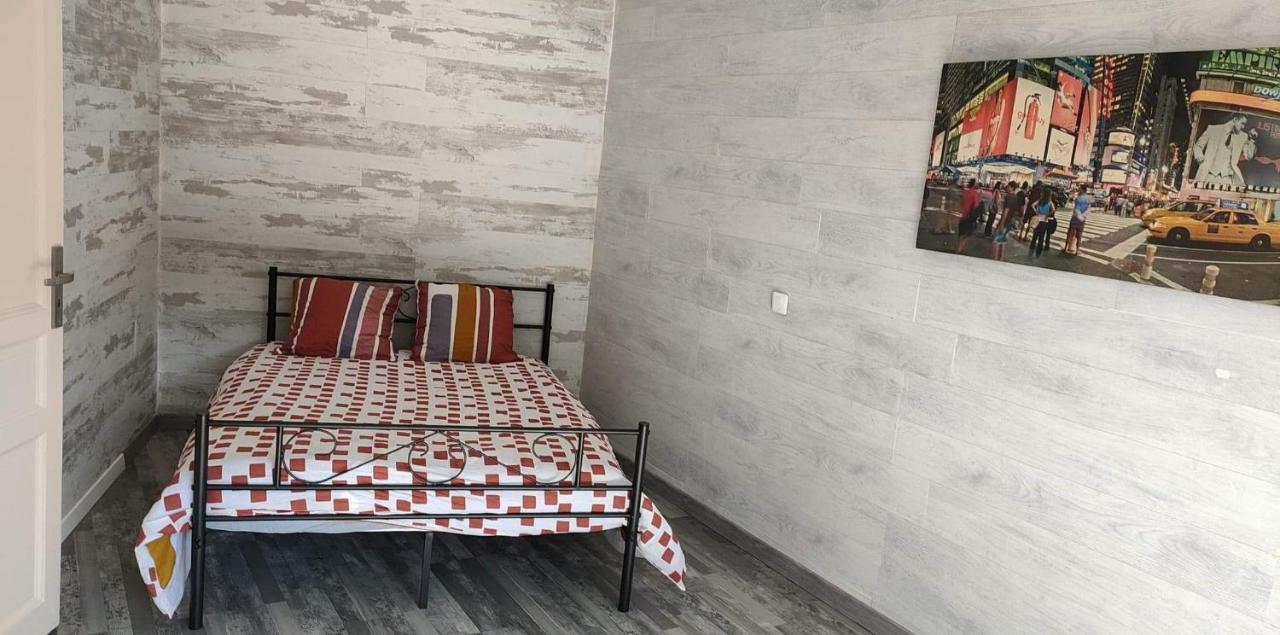 Brouckerque Appartement 2 Chambres Spacieuses Avec Terrasse المظهر الخارجي الصورة